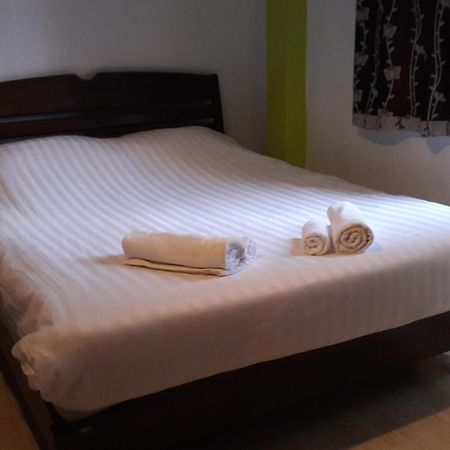 Nong Guest House Pattaya Exteriör bild