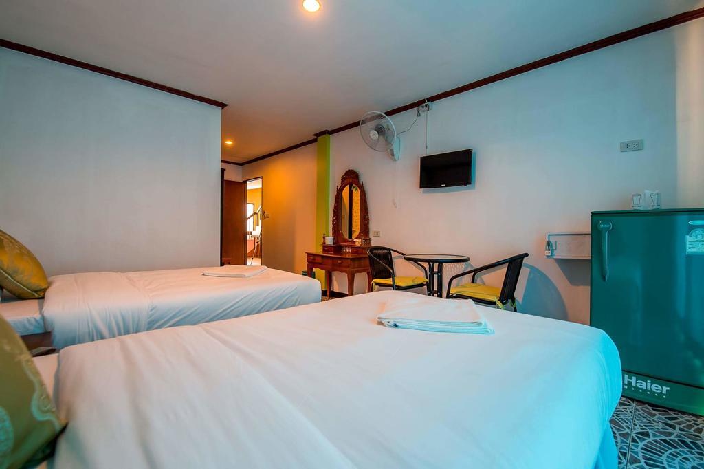 Nong Guest House Pattaya Exteriör bild