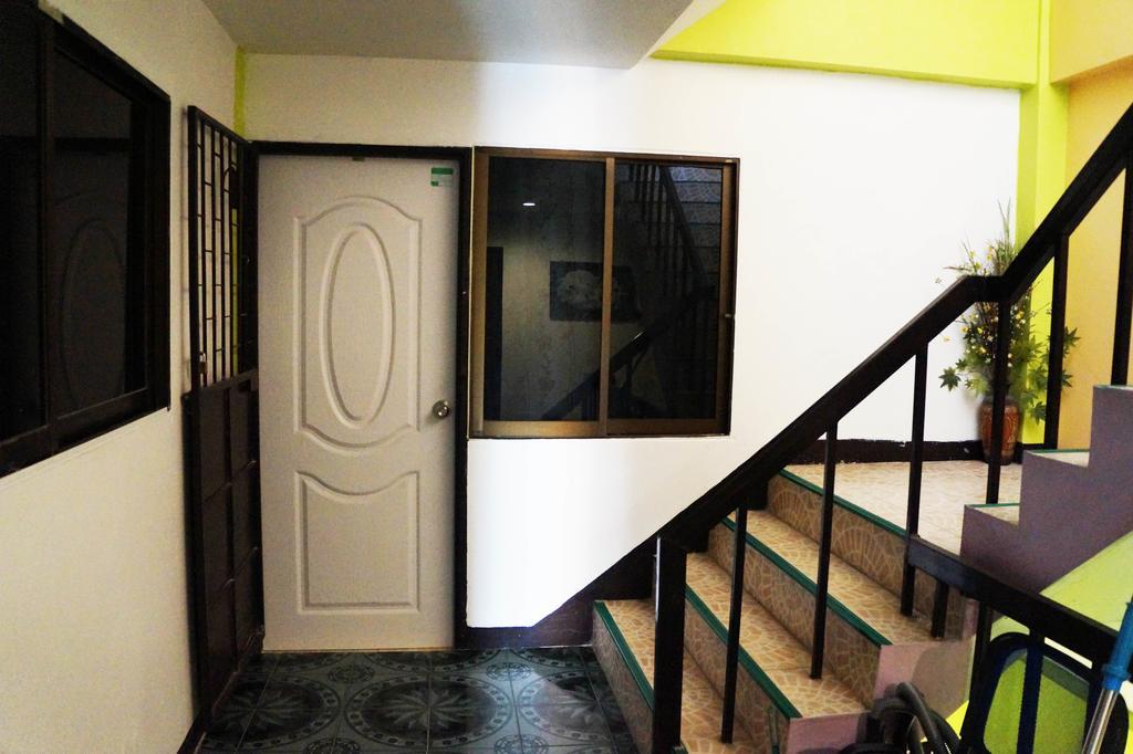 Nong Guest House Pattaya Exteriör bild
