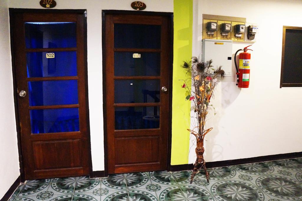 Nong Guest House Pattaya Exteriör bild