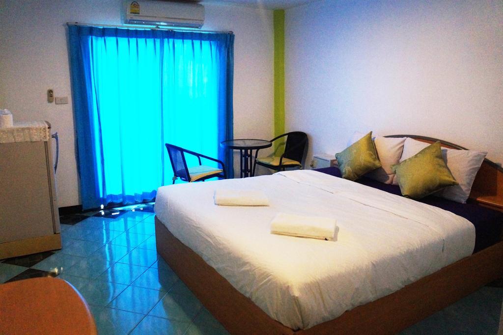 Nong Guest House Pattaya Exteriör bild