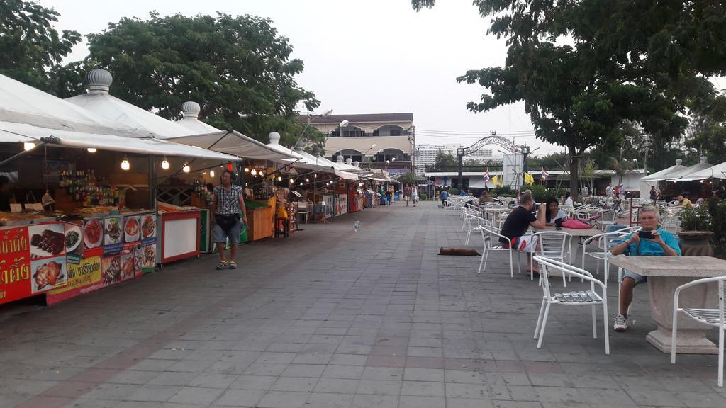 Nong Guest House Pattaya Exteriör bild