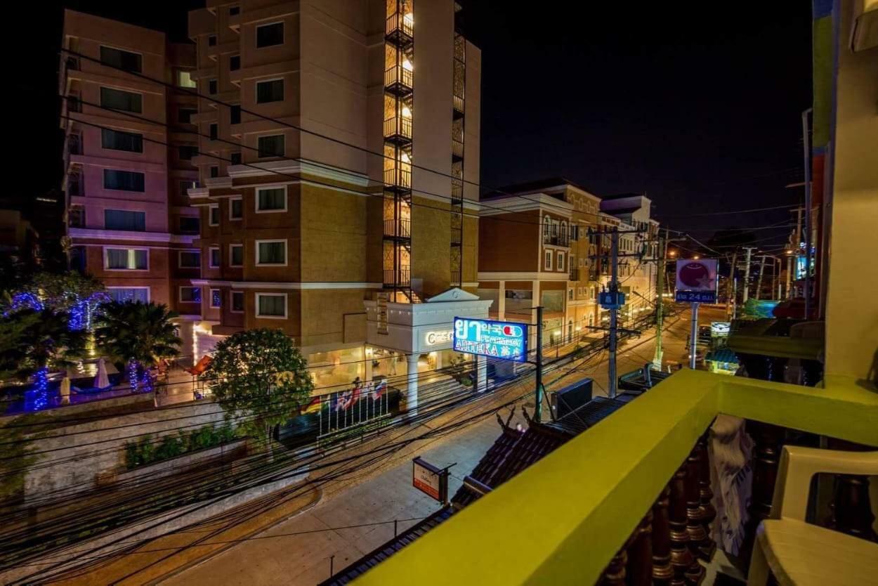 Nong Guest House Pattaya Exteriör bild