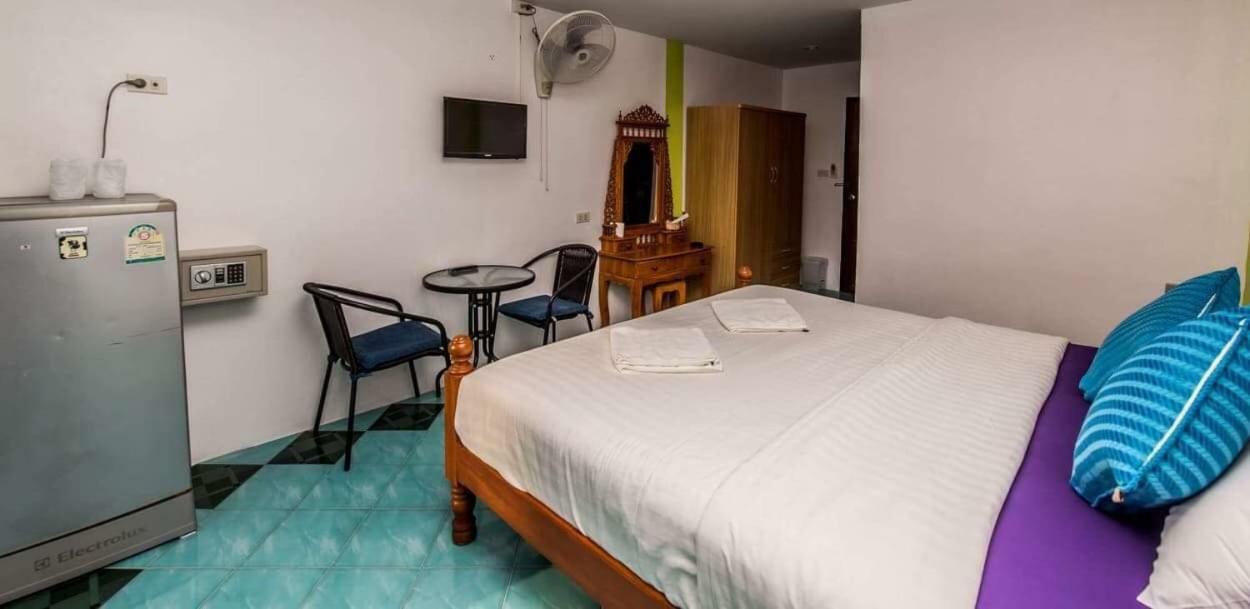 Nong Guest House Pattaya Exteriör bild