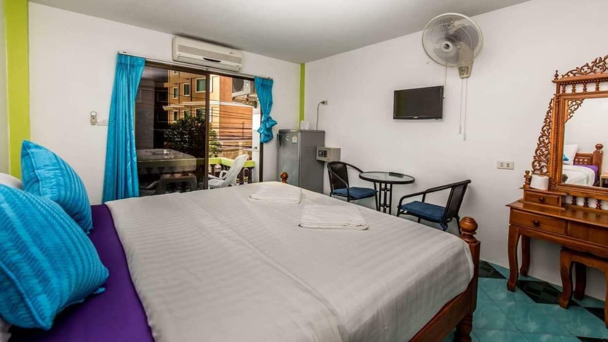Nong Guest House Pattaya Exteriör bild