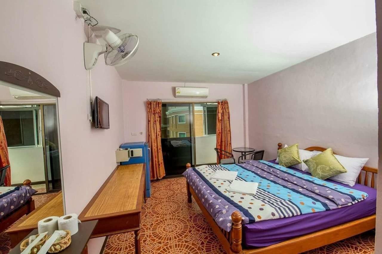 Nong Guest House Pattaya Exteriör bild