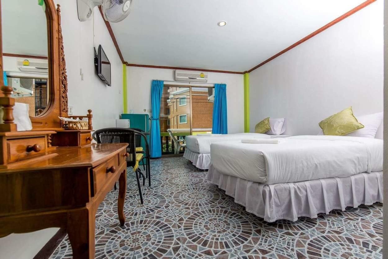 Nong Guest House Pattaya Exteriör bild