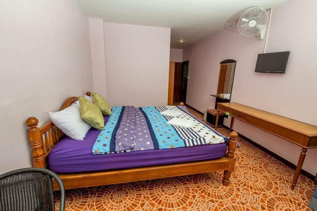 Nong Guest House Pattaya Exteriör bild